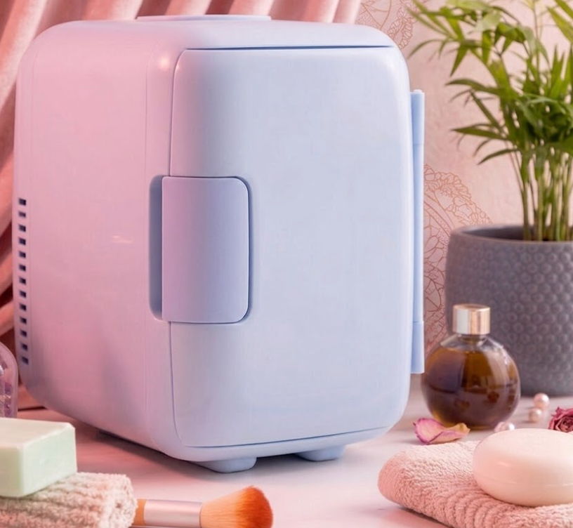 Mini Cosmetics Refrigerator