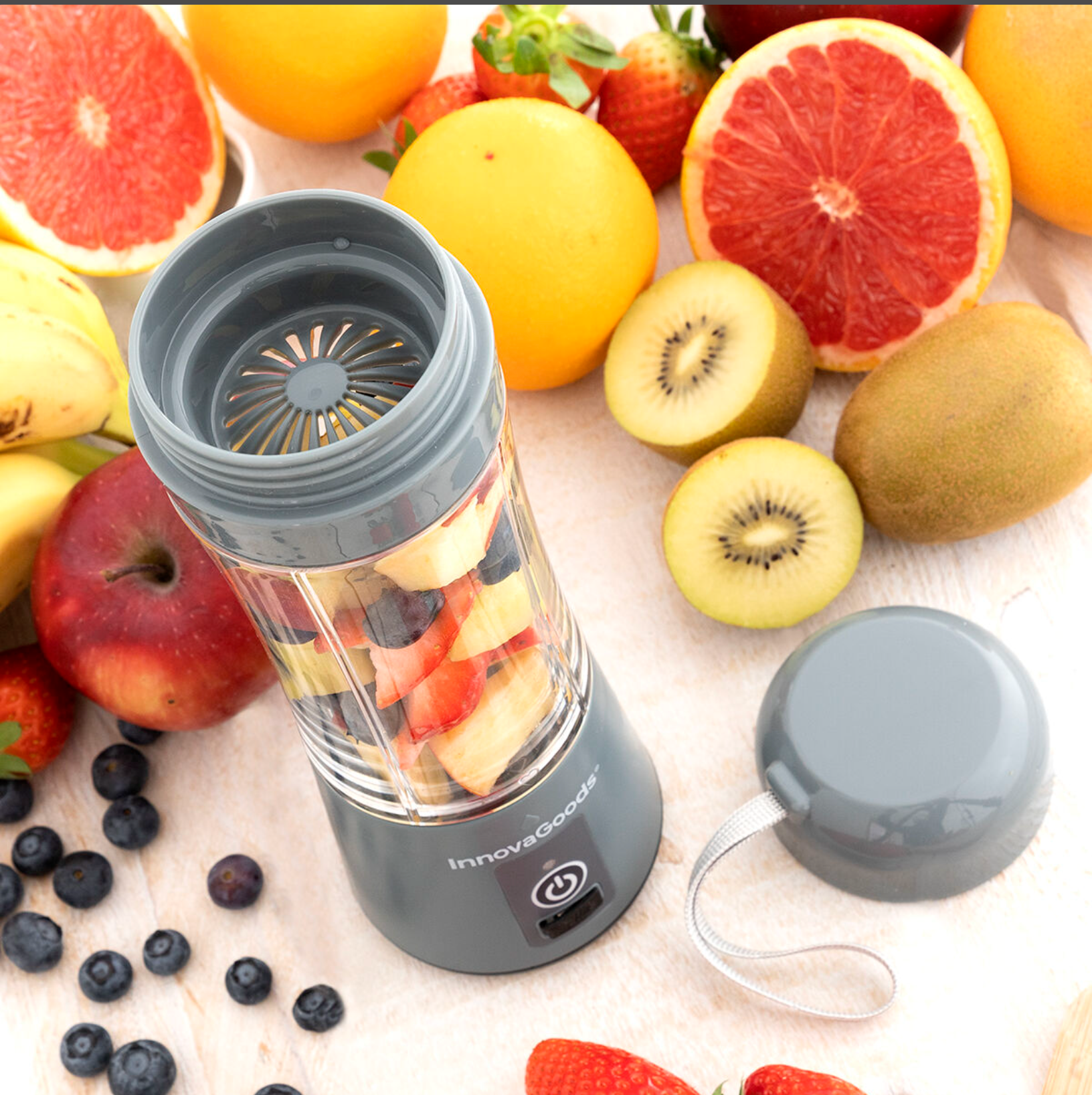 Compact & Portable blender