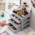Make-up organizer
